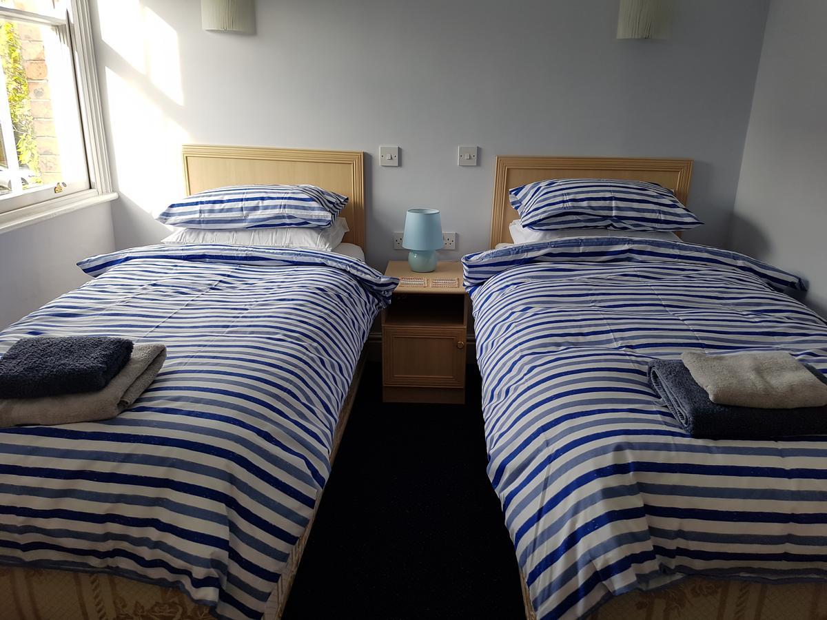 Alexandra Lodge Guest House Chester Bagian luar foto