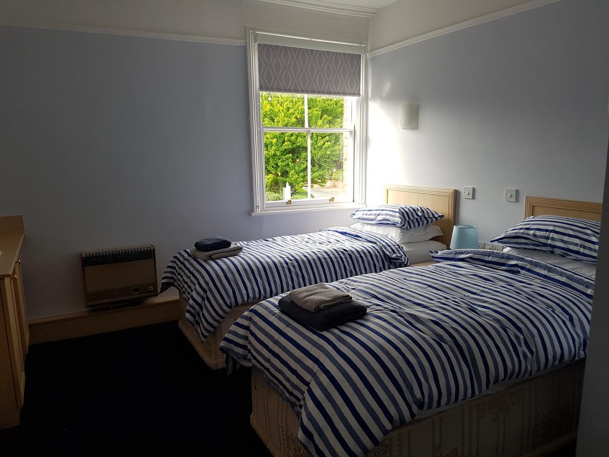Alexandra Lodge Guest House Chester Bagian luar foto