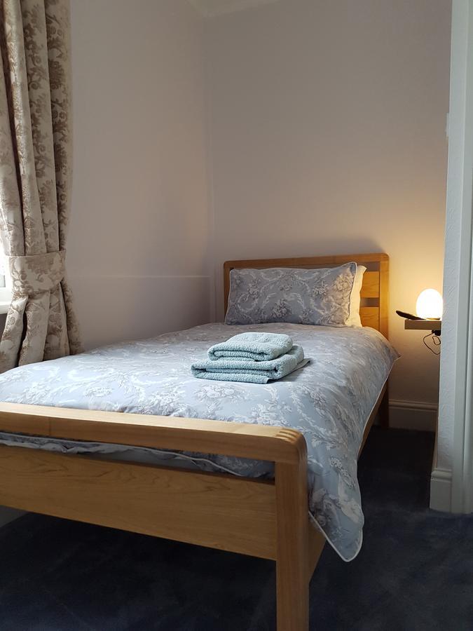 Alexandra Lodge Guest House Chester Bagian luar foto